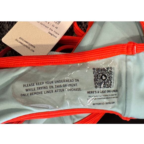 NWT Zulu & Zephyr Seaglass Rib Contrast One-Piece Size US/8 - Picture 9 of 9